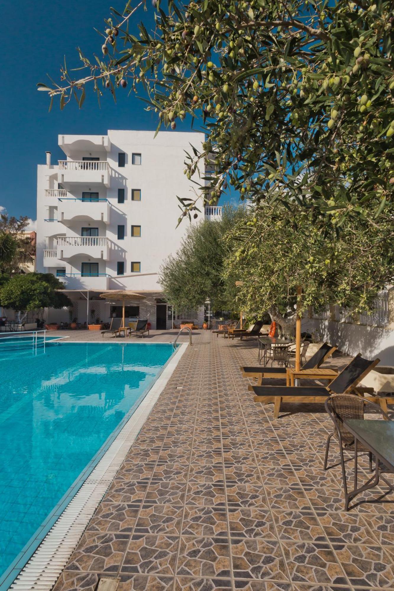 Regina Studios & Hotel Karpathos Town  Exterior photo