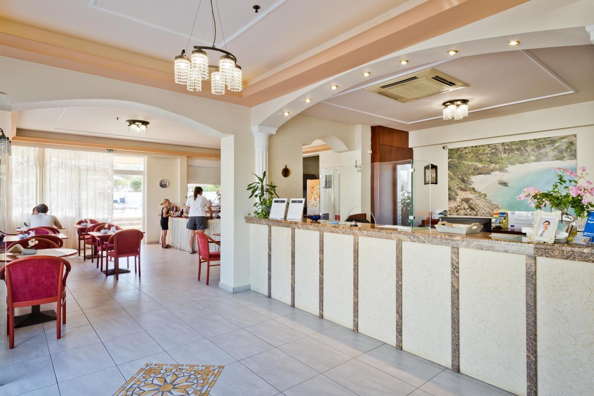 Regina Studios & Hotel Karpathos Town  Exterior photo
